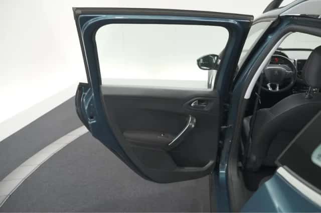 Peugeot 2008 (2019) thumbnail 55