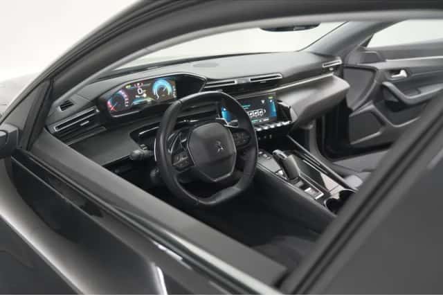 Peugeot 508 (2022) thumbnail 2