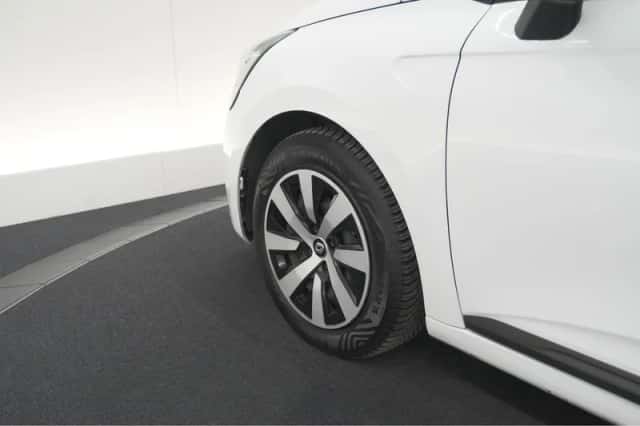 Renault Clio (2023) thumbnail 16