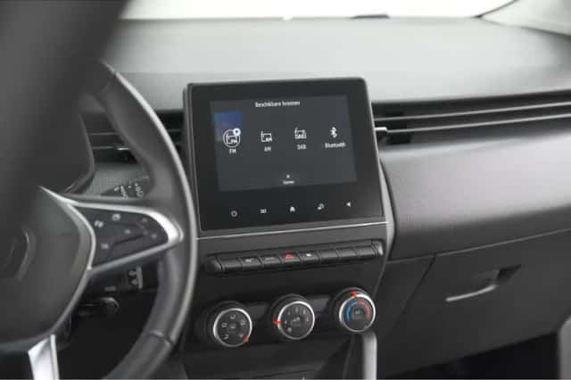 Renault Clio (2023) thumbnail 41