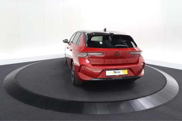 Opel Astra (2022) thumbnail 11