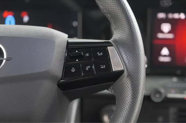 Opel Astra (2022) thumbnail 37