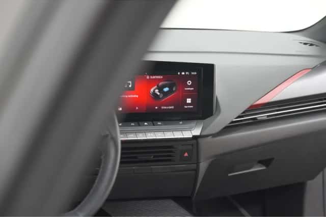 Opel Astra (2022) thumbnail 51