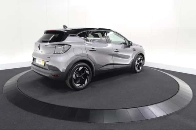 Renault Captur (2025) thumbnail 5