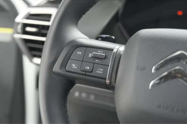 Citroën C5 X (2023) thumbnail 3