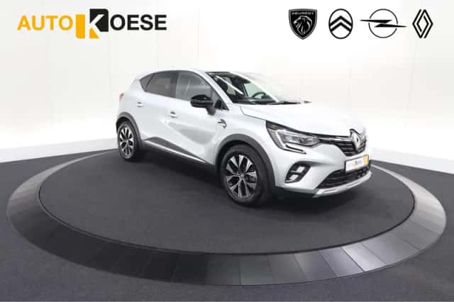 Renault Captur (2023) thumbnail 1