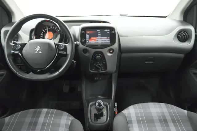 Peugeot 108 (2019) thumbnail 2