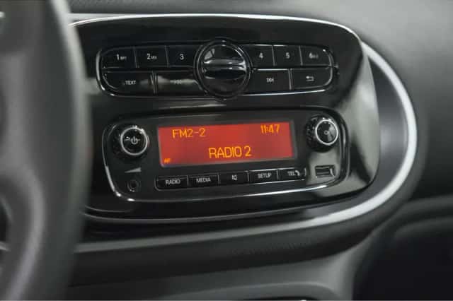 Smart Fortwo (2017) thumbnail 3