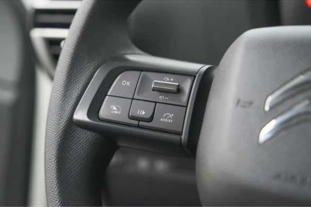 Citroën ë-C4 (2022) thumbnail 3
