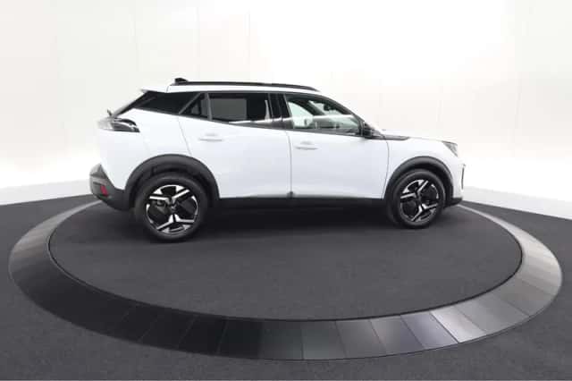 Peugeot 2008 (2025) thumbnail 6