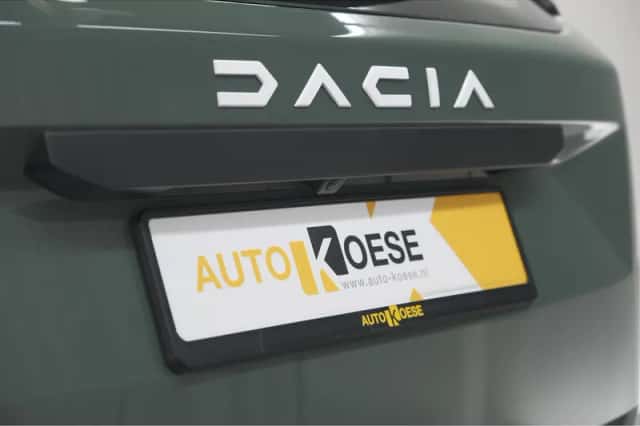 Dacia Duster (2025) thumbnail 3