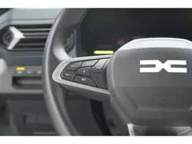 Dacia Duster (2025) thumbnail 33