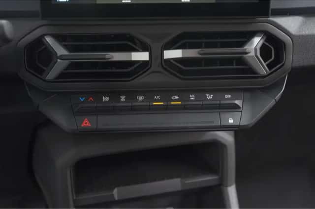 Dacia Duster (2025) thumbnail 44