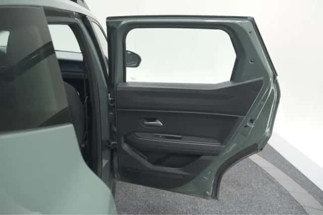 Dacia Duster (2025) thumbnail 58