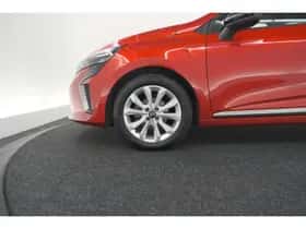 Renault Clio (2024) thumbnail 16