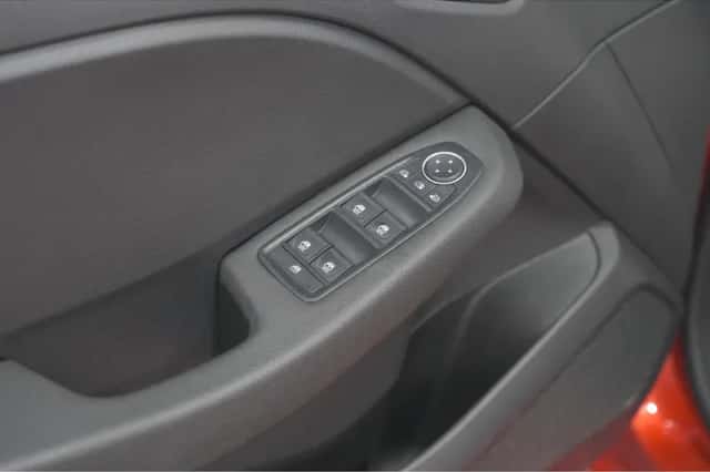 Renault Clio (2024) thumbnail 21