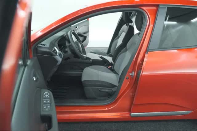 Renault Clio (2024) thumbnail 22