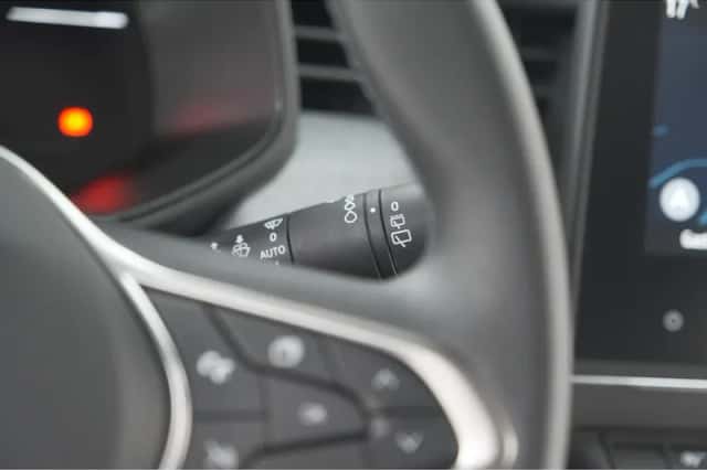Renault Clio (2024) thumbnail 31