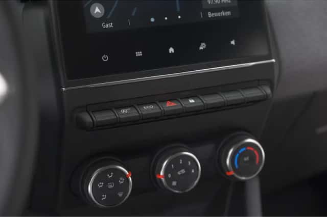 Renault Clio (2024) thumbnail 42