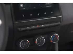 Renault Clio (2024) thumbnail 42