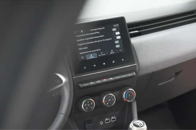 Renault Clio (2024) thumbnail 58