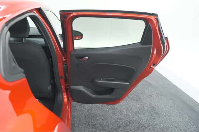 Renault Clio (2024) thumbnail 67