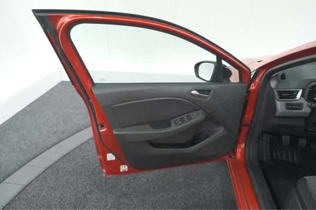 Renault Clio (2024) thumbnail 70