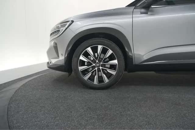 Renault Austral (2025) thumbnail 17