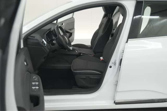 Renault Clio (2020) thumbnail 25