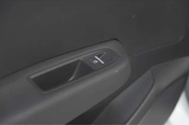 Renault Clio (2020) thumbnail 27
