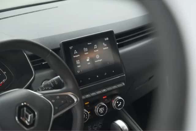 Renault Clio (2020) thumbnail 49