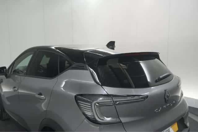 Renault Captur (2024) thumbnail 21