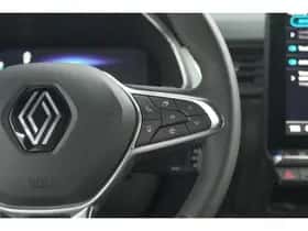 Renault Captur (2024) thumbnail 31