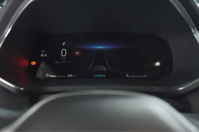 Renault Captur (2024) thumbnail 39