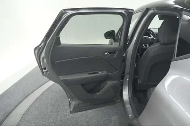 Renault Captur (2024) thumbnail 61