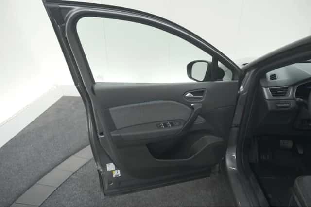 Renault Captur (2024) thumbnail 62
