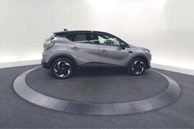 Renault Captur (2024) thumbnail 9