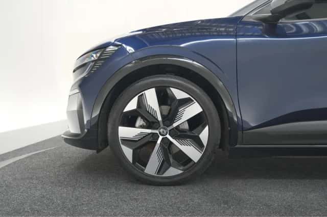 Renault Mégane E-Tech (2023) thumbnail 15