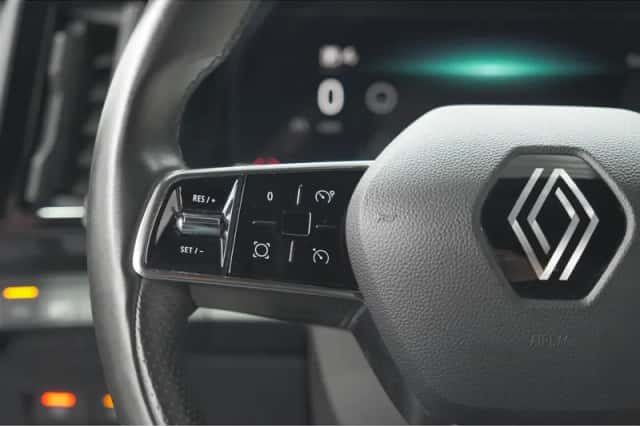 Renault Mégane E-Tech (2023) thumbnail 29