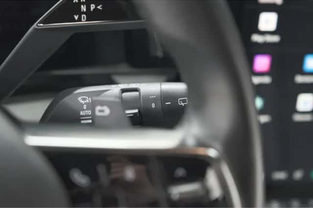 Renault Mégane E-Tech (2023) thumbnail 34