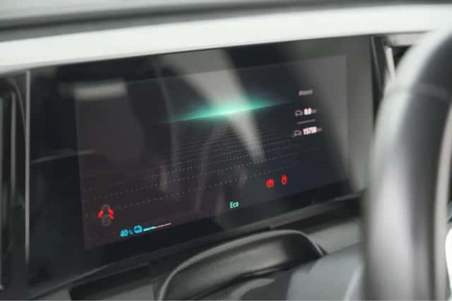 Renault Mégane E-Tech (2023) thumbnail 43