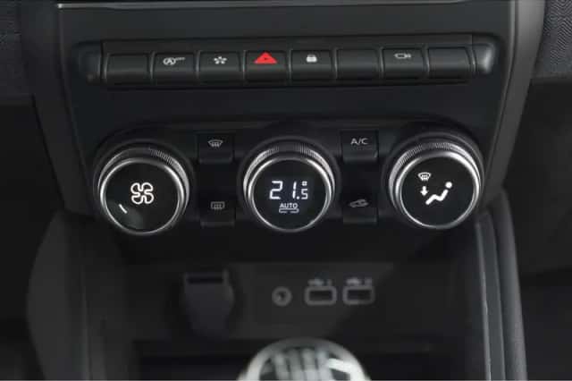 Renault Clio (2025) thumbnail 45