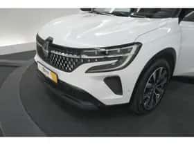Renault Austral (2025) thumbnail 16