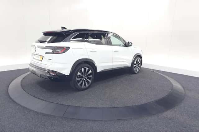 Renault Austral (2025) thumbnail 6
