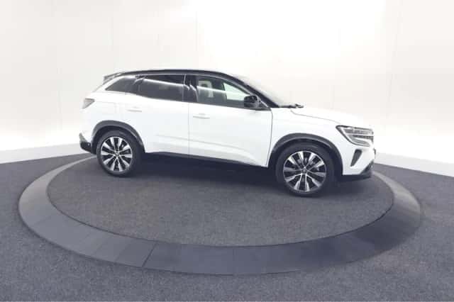 Renault Austral (2025) thumbnail 9
