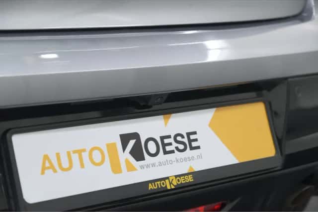 Peugeot 208 (2023) thumbnail 3