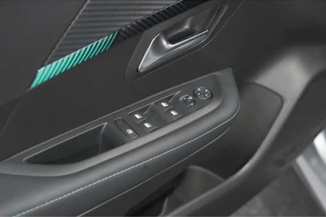 Peugeot 208 (2023) thumbnail 22