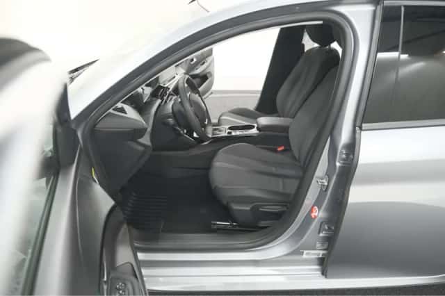 Peugeot 208 (2023) thumbnail 23