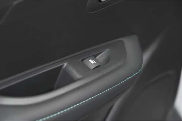 Peugeot 208 (2023) thumbnail 25