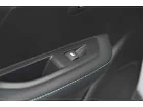 Peugeot 208 (2023) thumbnail 25